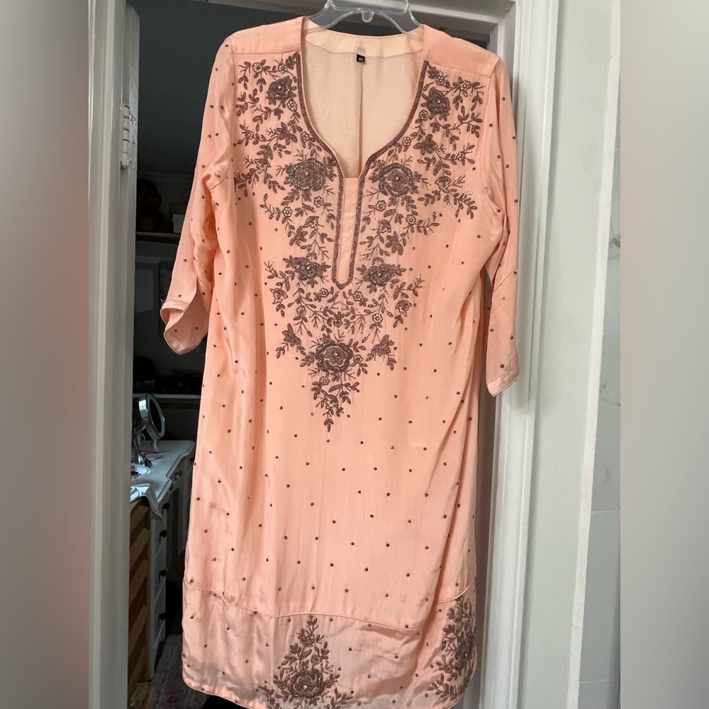 Beautiful peach Indian Kurta, pants and Dupatta
